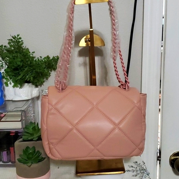 NWT GILDA PARIS SMALL QUILTED PINK BAGπππ - Picture 7 of 14